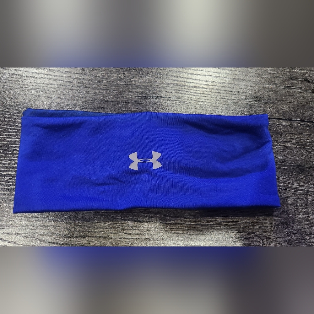 Reversible ski headband